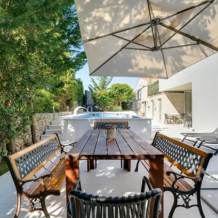 Gasthuis Hedonia With Heated Pool, Diklo Zadar