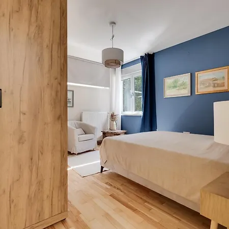 Hedonia With Heated Pool, Diklo 扎达尔