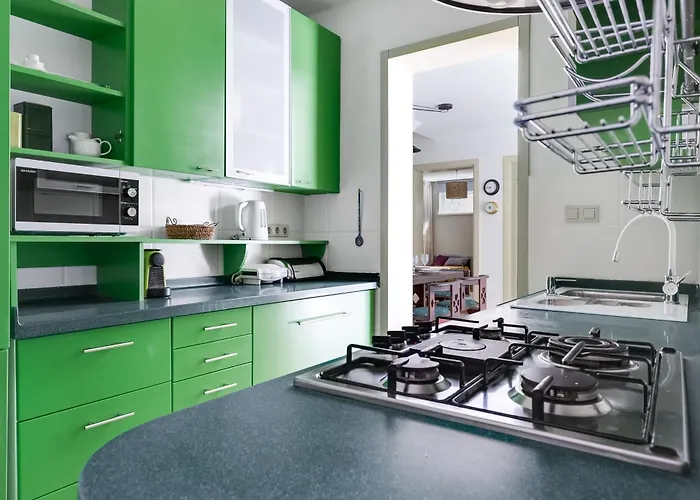 Hedonia With Heated Pool, Diklo Gostinjska kuća *